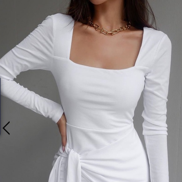 NWT Safiya mini dress by Runaway The Label - Picture 4 of 4